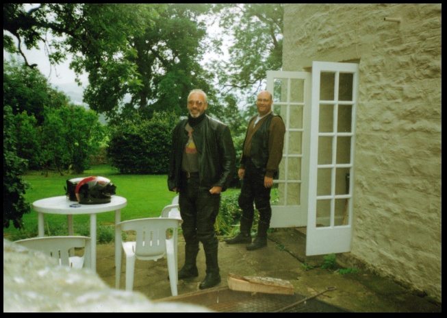 640x450 pixels (131K)